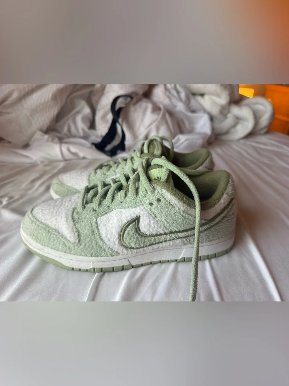 Nike Wmns Dunk Low SE 'Fleece - Honeydew' Size 7